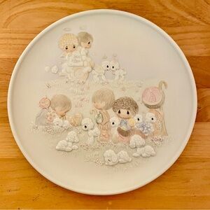 Precious Moments Unto Us A Child Is Born Limited Edition Collector's Plate